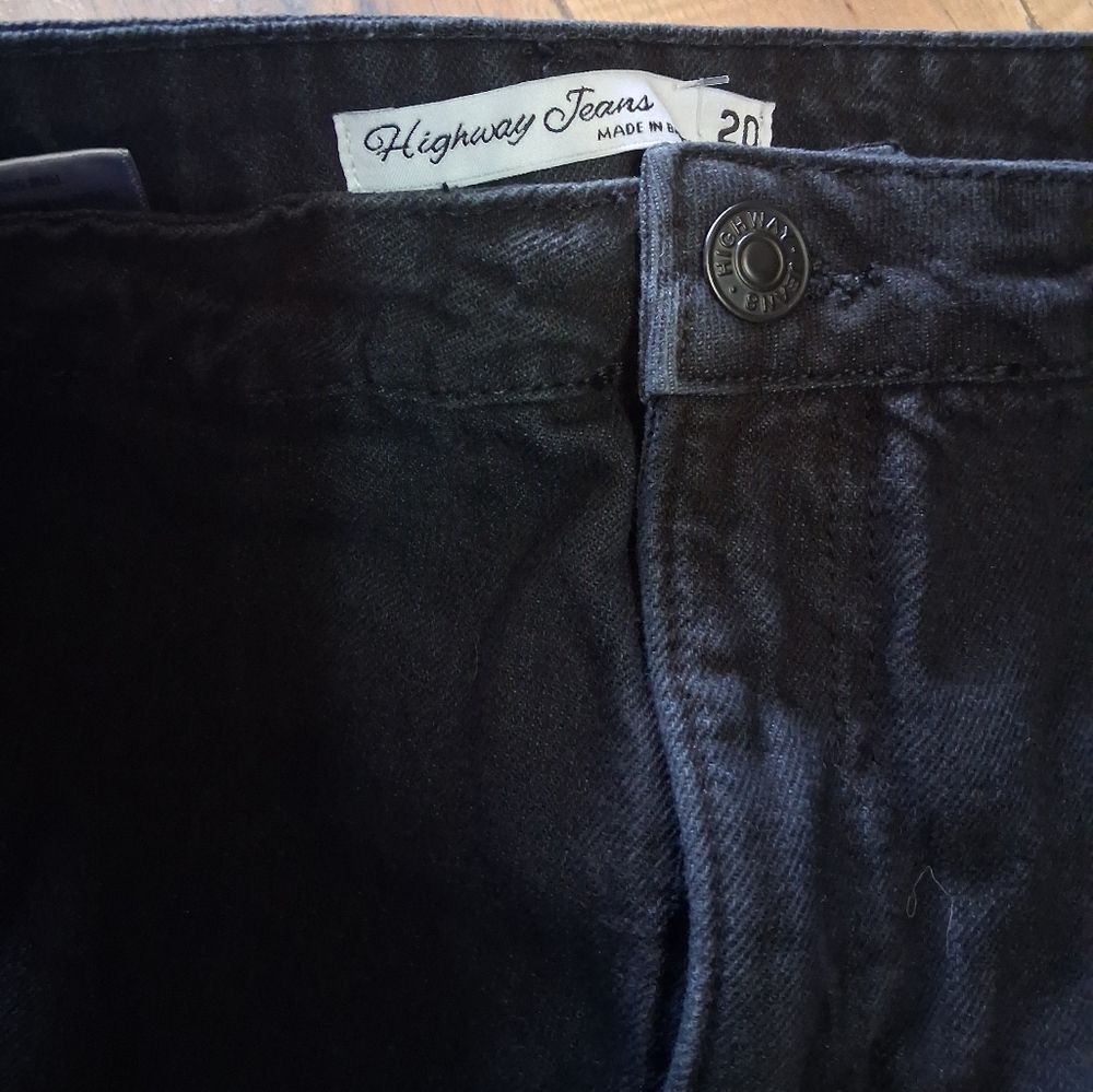 Highway Jeans Womens Skort Size 20W Black Denim Distressed Raw Hem Cotton New - Picture 6 of 7